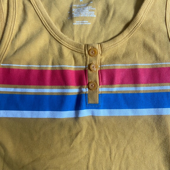 Yellow tank top, with stripes - Picture 2 of 4